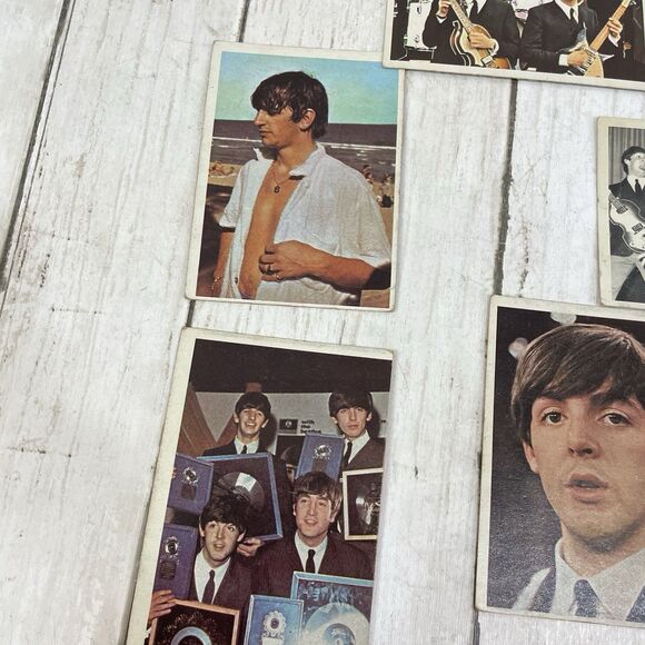 Beatles VINTAGE HOT PINK & RED BEATLES WALLET W/ Pictures & Bonus Cards - Picture 13 of 16